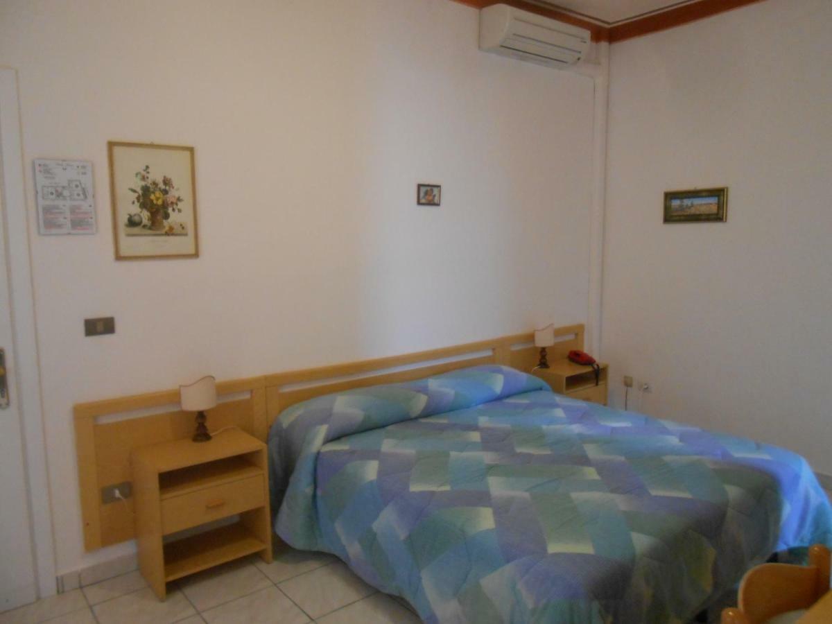 Pensione Verde Luna Orbetello Kültér fotó